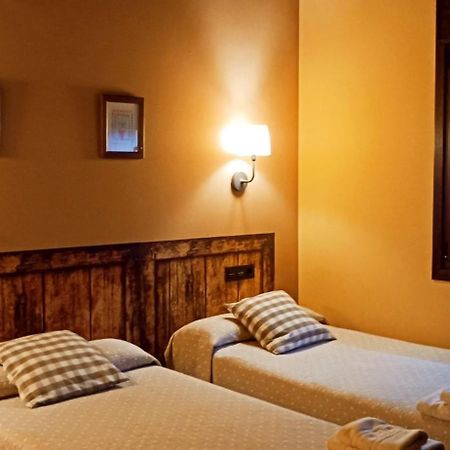 Casas Rurales Entrecastanos Onís Exteriér fotografie