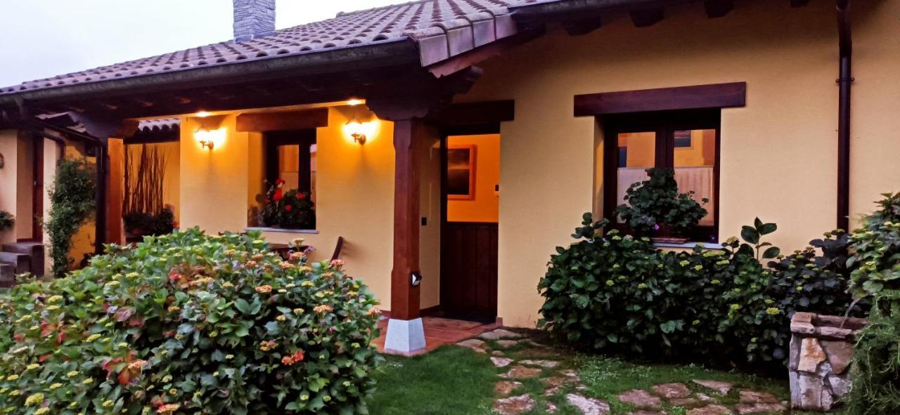 Casas Rurales Entrecastanos Onís Exteriér fotografie