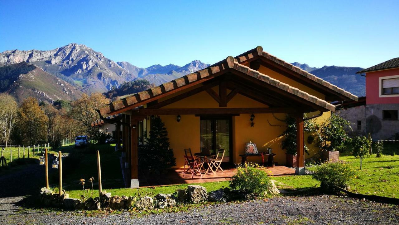 Casas Rurales Entrecastanos Onís Exteriér fotografie